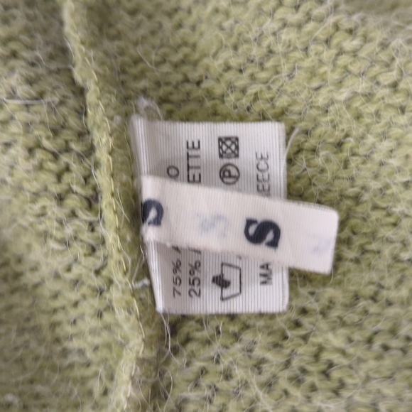 Greek Angora Sweater - Picture 5 of 8